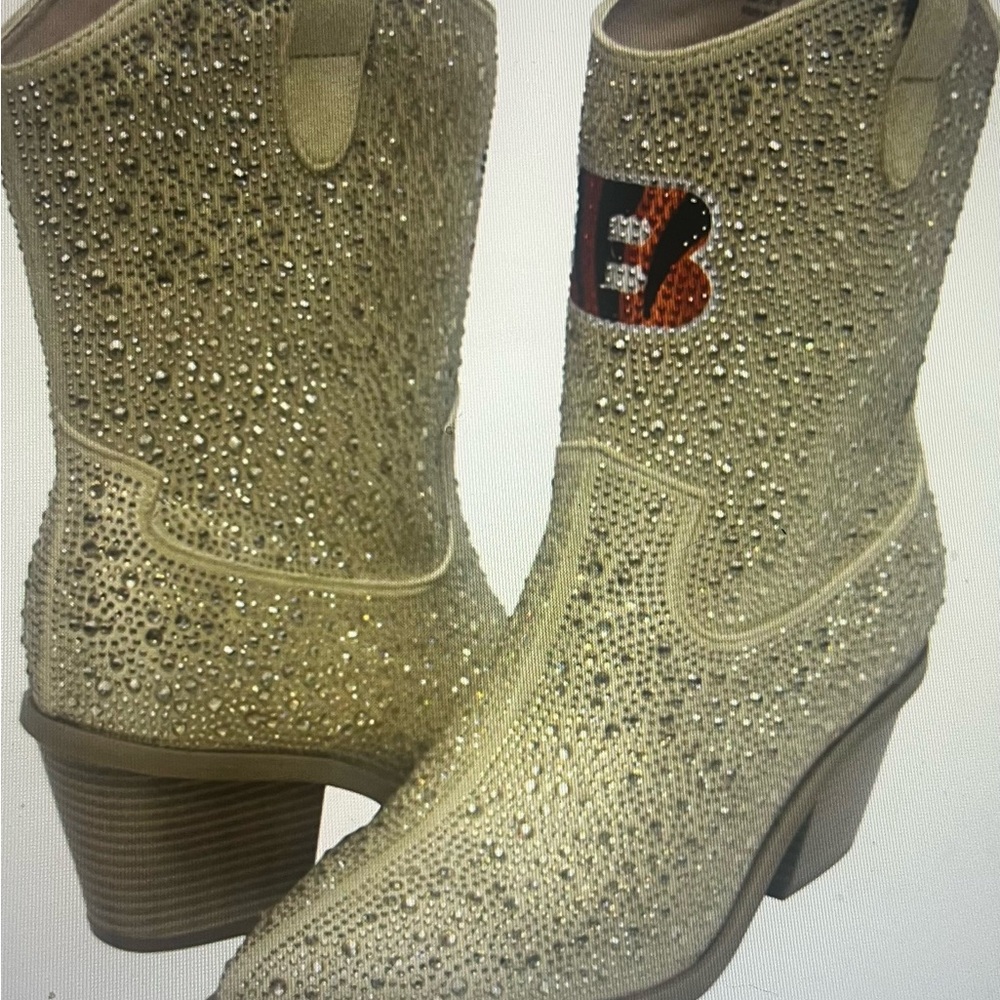 Cincinnati Bengals Sparkling Crystal Heeled Boots Size 6 Never worn